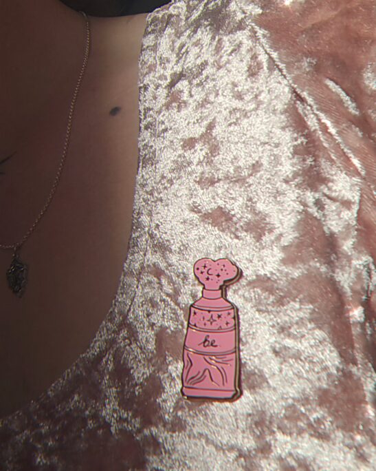 "Be" pin - Image 2